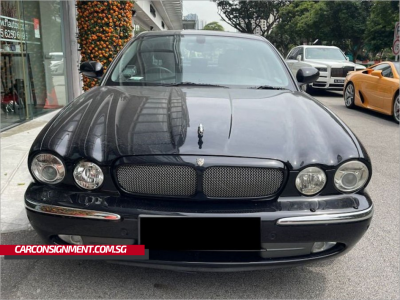 2004 Jaguar XJR 4.2A