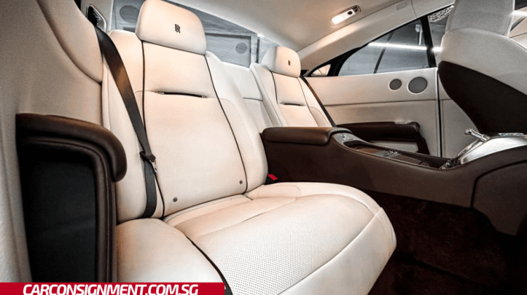 Rolls-Royce Cullinan 6.75A Sunroof