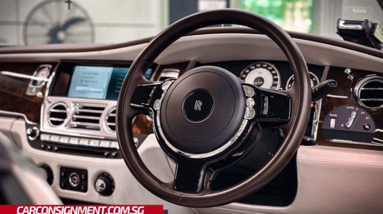 Rolls-Royce Cullinan 6.75A Sunroof