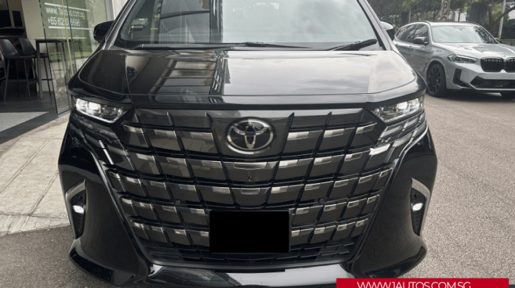 Toyota Alphard Hybrid 2.5A SR C-Package Moonroof